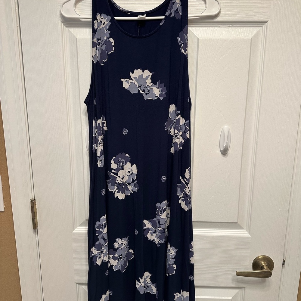 Old Navy Blue and Cream Sleeveless Sundress